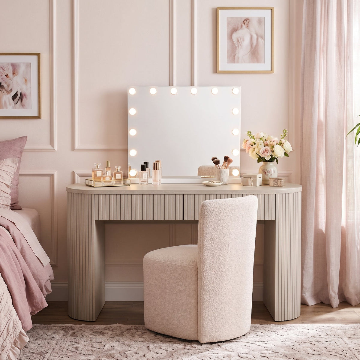 The Basma Fluted Hollywood Makeup Vanity Station - White
